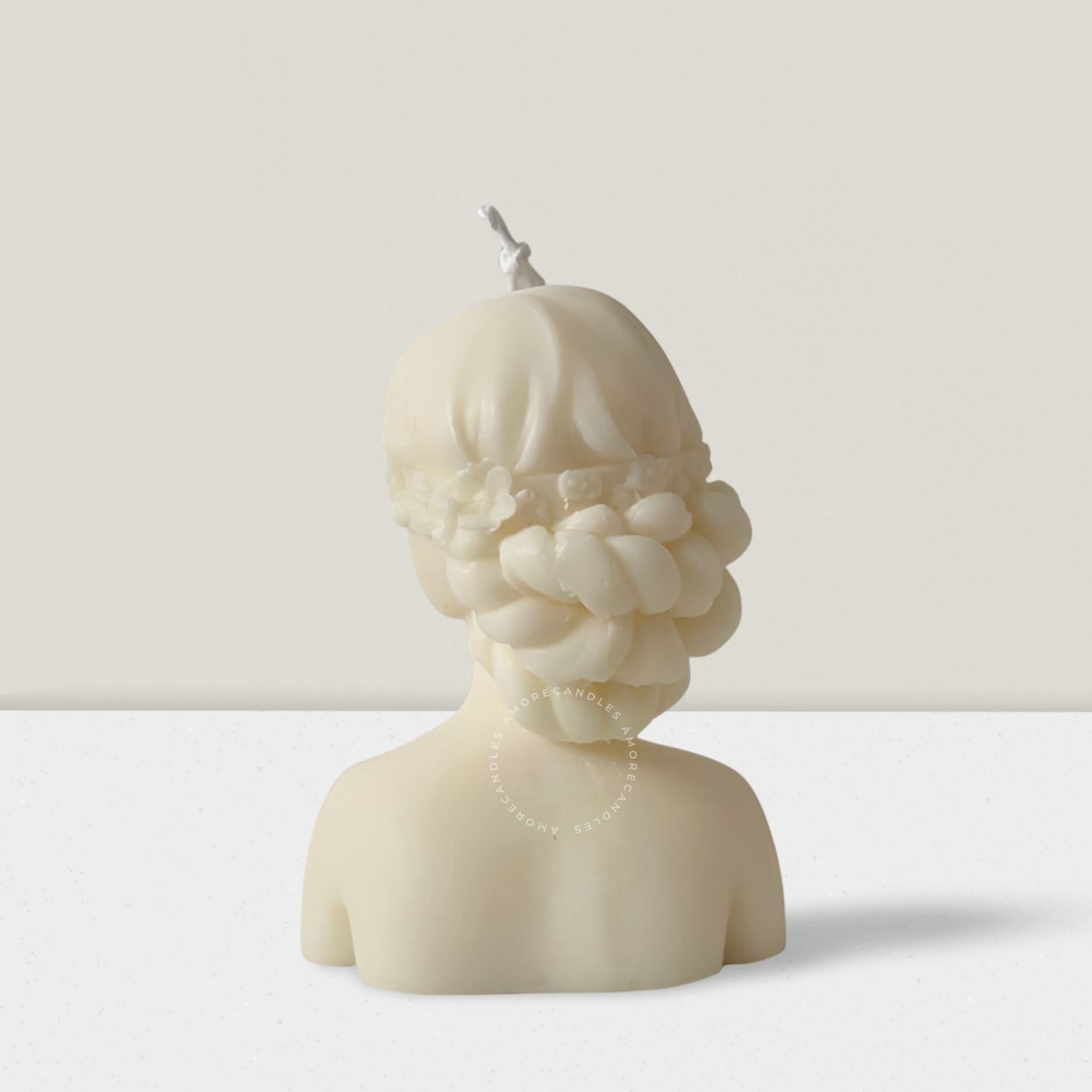 ARA - The Small Lady Candle